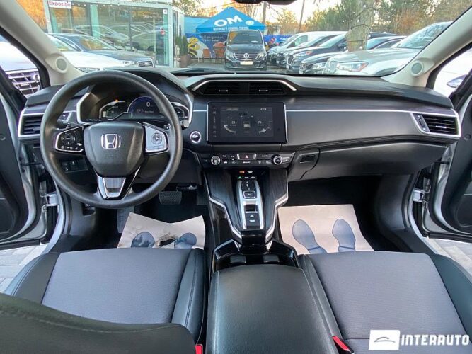 Honda Clarity 44 interauto-car