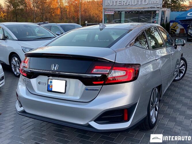 Honda Clarity 33 interauto-car