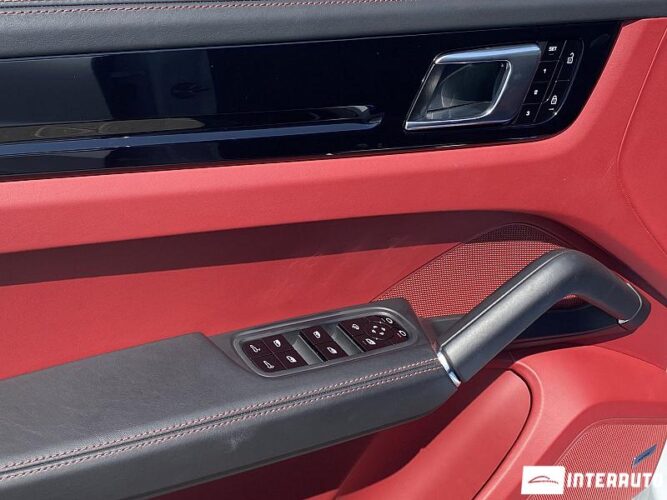 Porsche Cayenne S Coupe 44 interauto-car