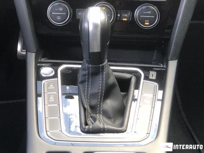 Volkswagen Passat 52 interauto-car