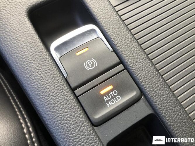 Volkswagen Passat 57 interauto-car