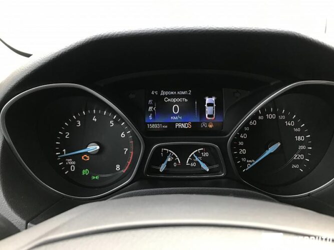 Ford Focus 36 interauto-car