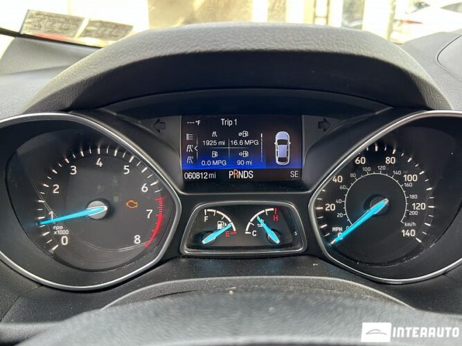 Ford Escape 36 interauto-car