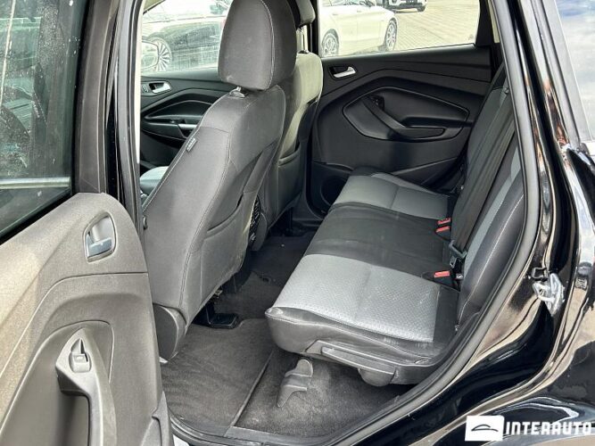 Ford Escape 40 interauto-car