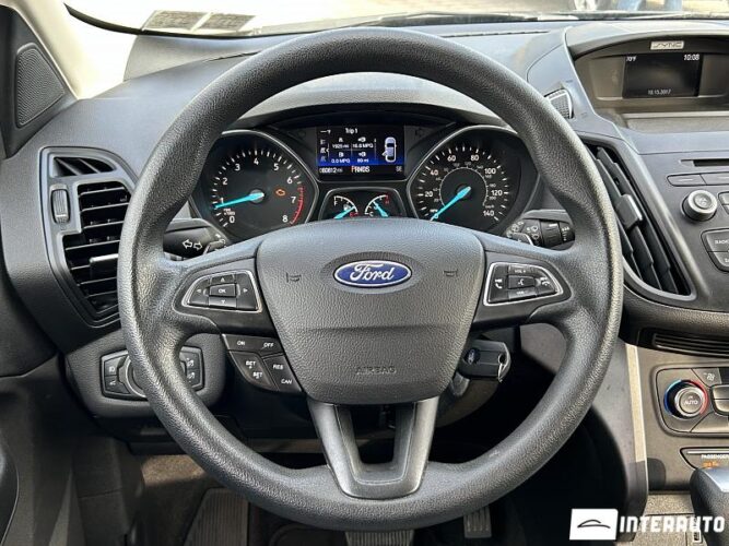 Ford Escape 35 interauto-car