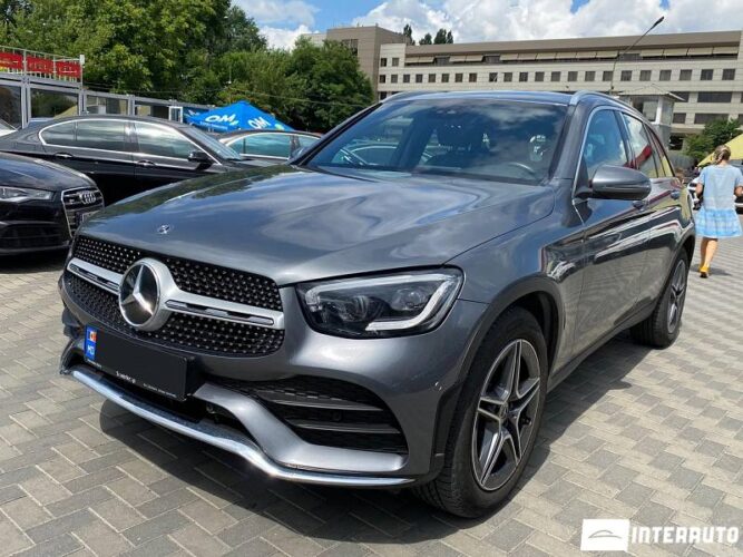 Mercedes GLC 220d 34 interauto-car