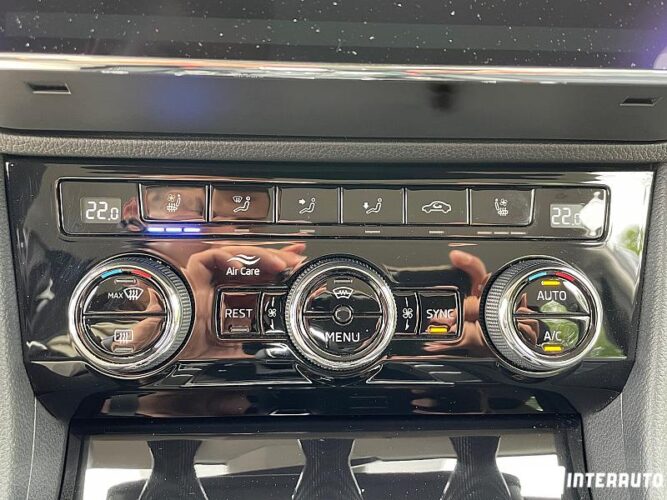 Skoda Superb 50 interauto-car