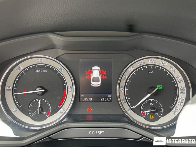 Skoda Superb 46 interauto-car