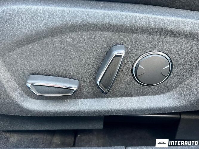 Ford Fusion 55 interauto-car