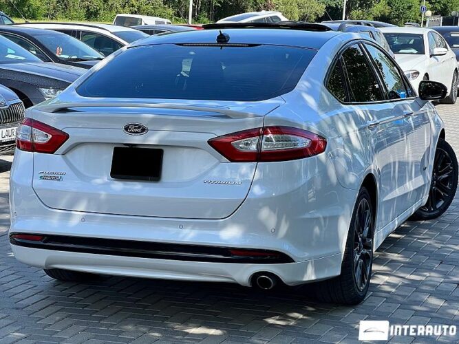 Ford Fusion 38 interauto-car