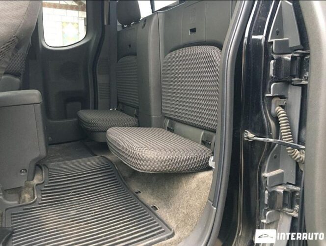 Nissan Frontier 27 interauto-car