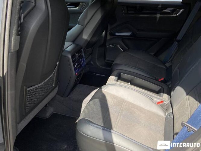 Porsche Cayenne Turbo GT Coupe 55 interauto-car