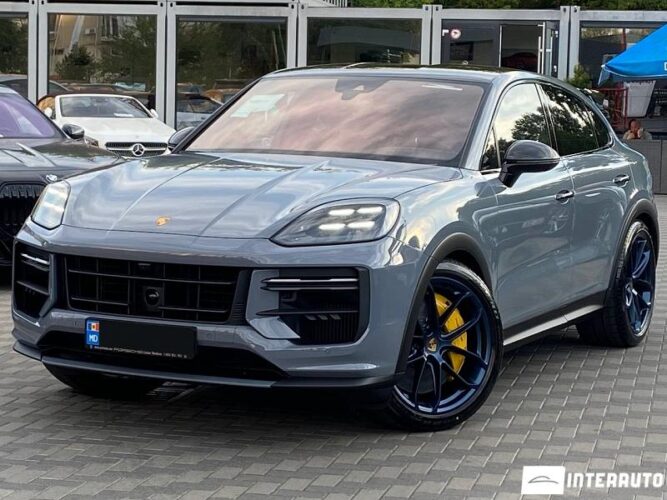 Porsche Cayenne Turbo GT Coupe 35 interauto-car