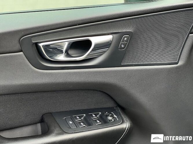 Volvo XC 60 37 interauto-car