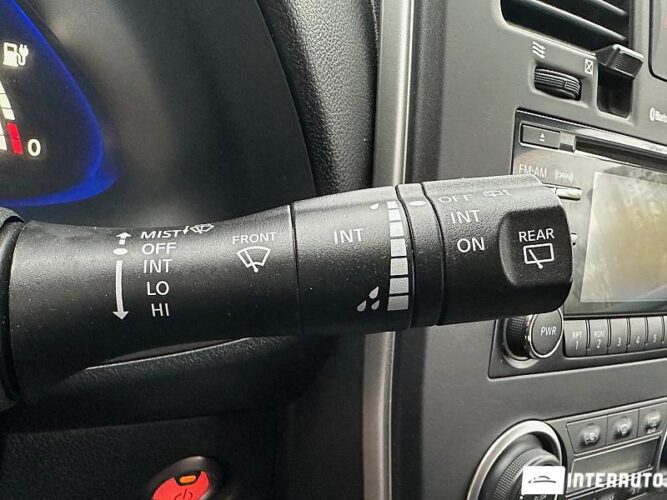 Nissan Leaf 42 interauto-car