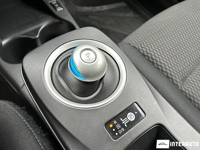 Nissan Leaf 39 interauto-car