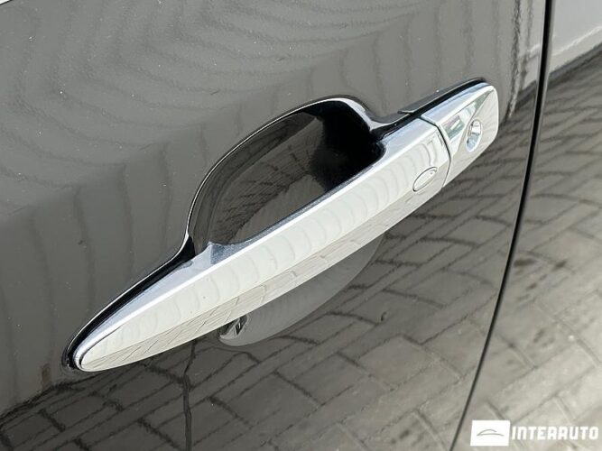 Nissan Leaf 49 interauto-car