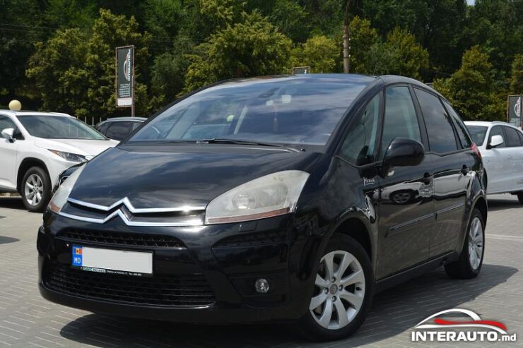 Citroen C4 Picasso 29 interauto-car