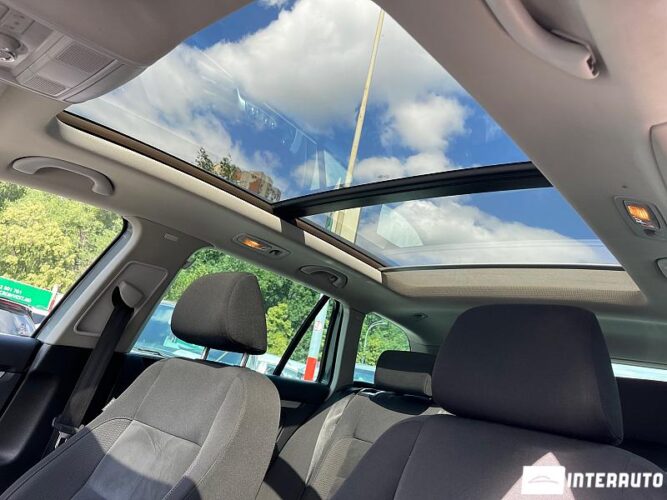 Volkswagen Golf 43 interauto-car