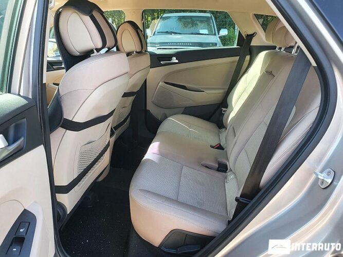 Hyundai Tucson 41 interauto-car