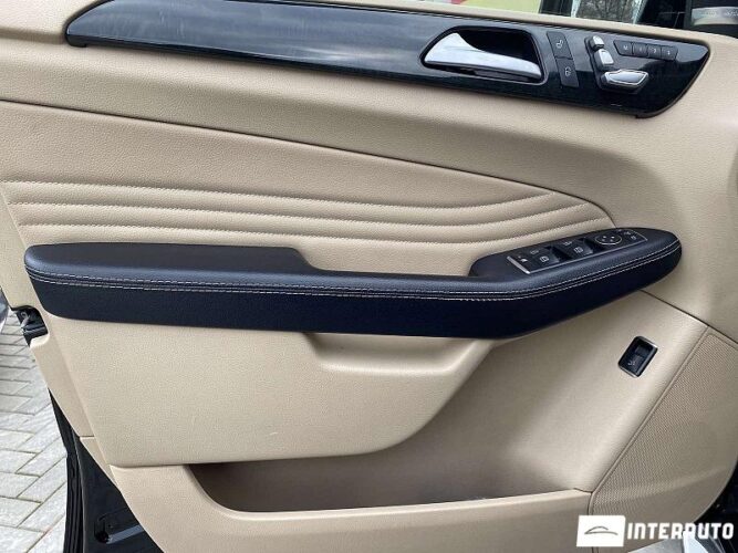 Mercedes GLE Coupe 450 34 interauto-car