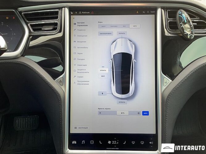Tesla Model S 58 interauto-car