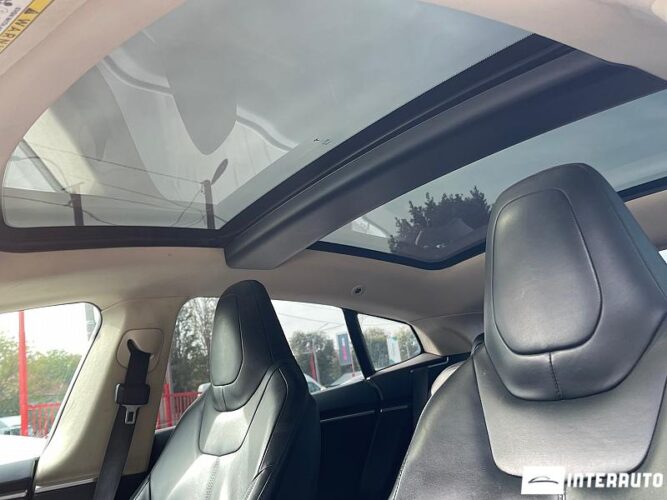 Tesla Model S 65 interauto-car