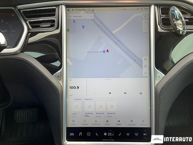 Tesla Model S 55 interauto-car