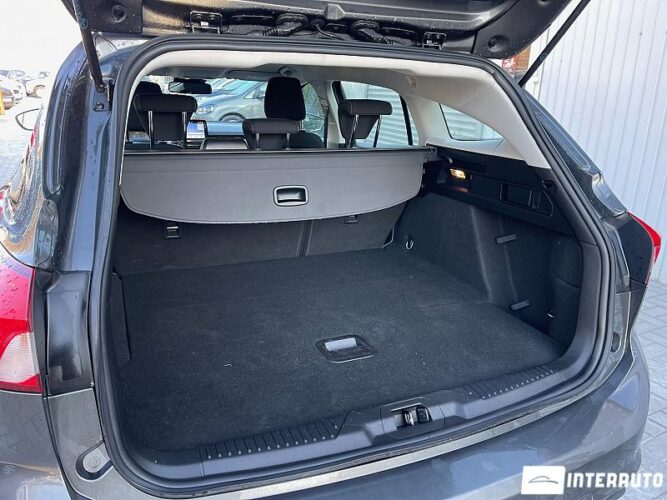 Ford Focus 53 interauto-car