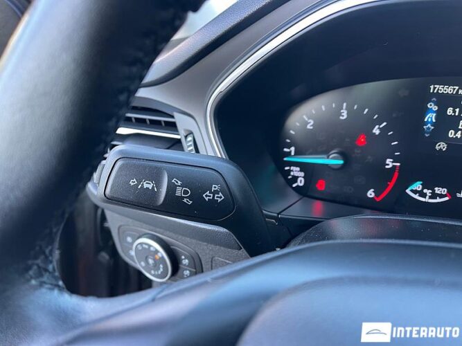 Ford Focus 45 interauto-car