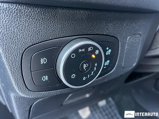 Ford Focus 49 interauto-car