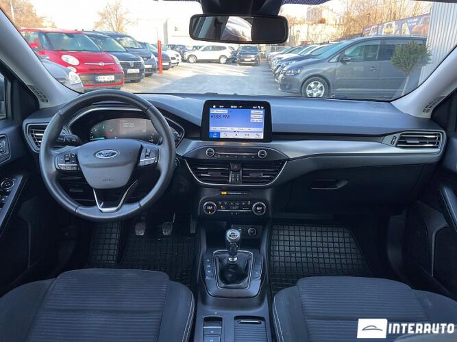 Ford Focus 40 interauto-car