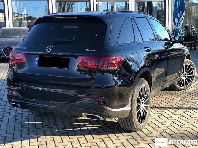 Mercedes GLC 300 34 interauto-car