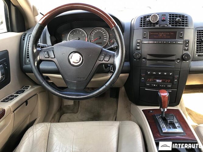 Cadillac SRX 35 interauto-car