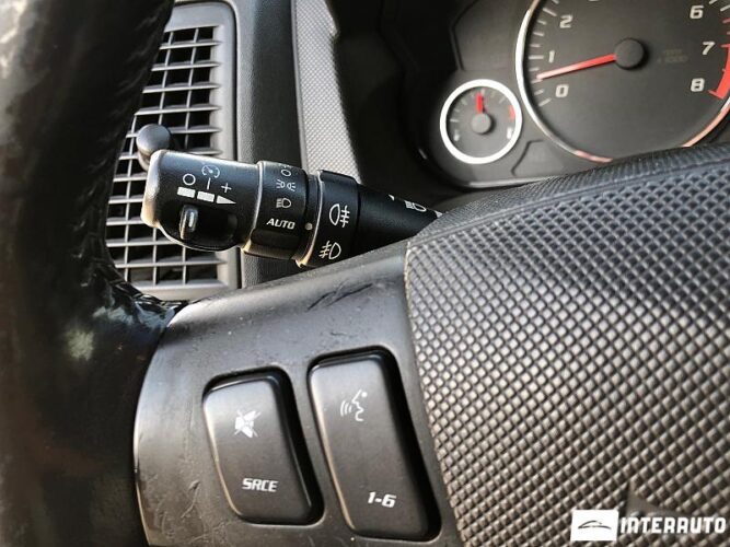 Cadillac SRX 36 interauto-car