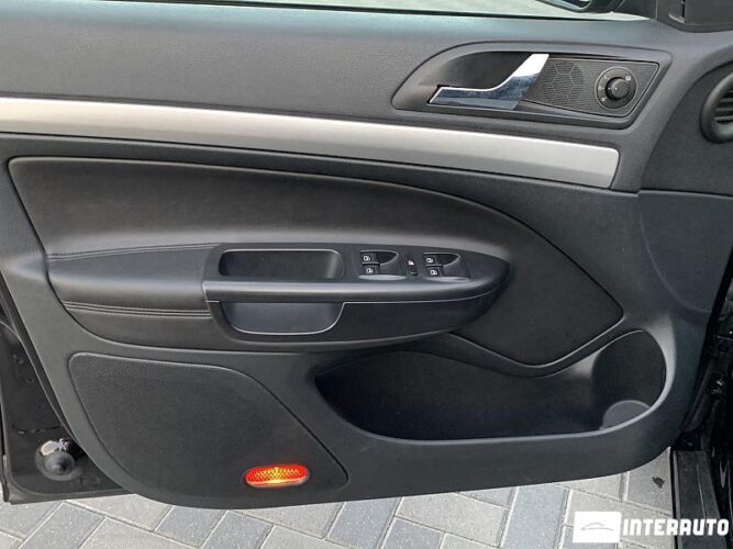 Skoda Octavia RS 32 interauto-car