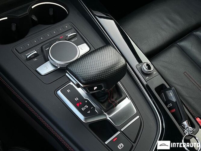 Audi A4 51 interauto-car