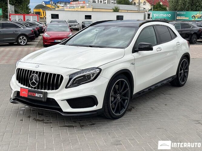 Mercedes GLA 45 AMG 38 interauto-car