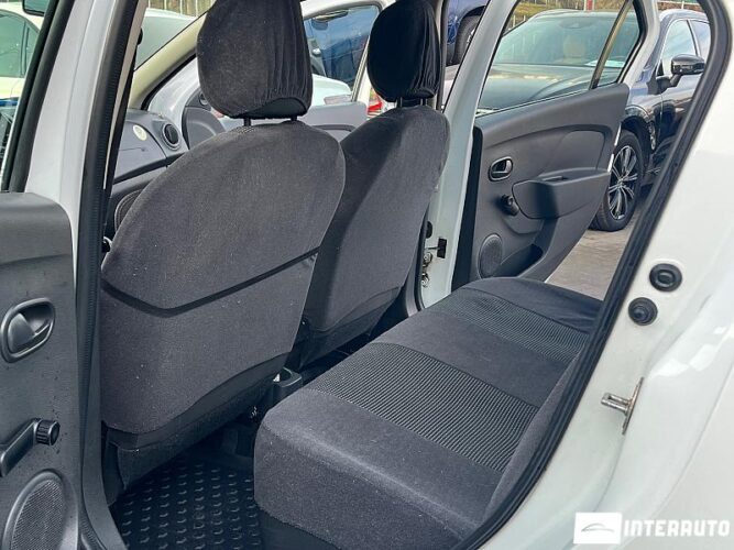 Dacia Logan 44 interauto-car