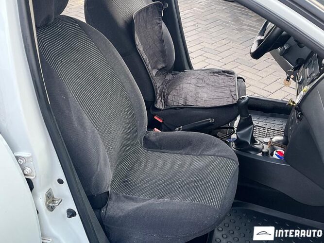 Dacia Logan 33 interauto-car