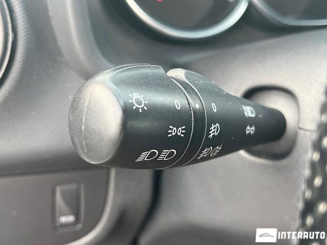 Dacia Logan 41 interauto-car