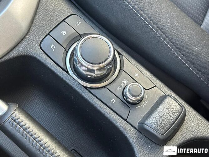 Mazda CX-3 42 interauto-car