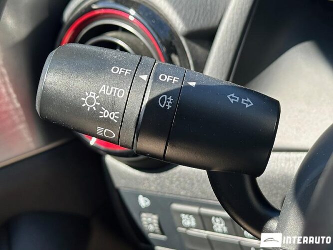 Mazda CX-3 44 interauto-car