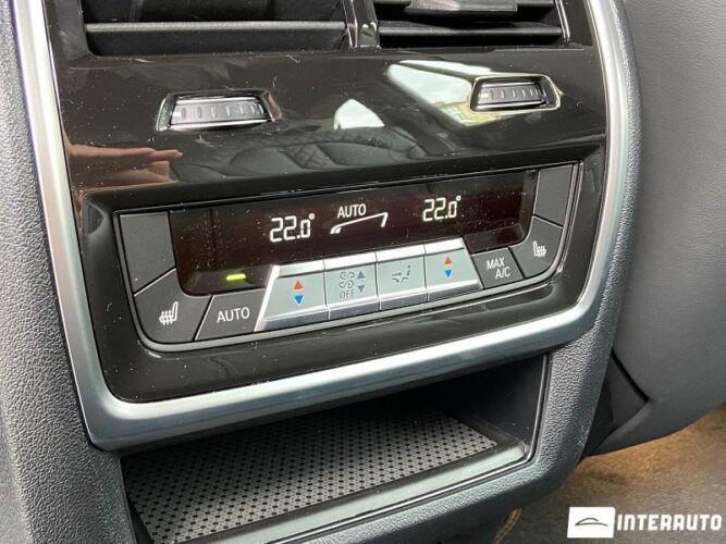 BMW X5 5.0e 63 interauto-car