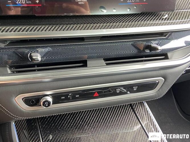 BMW X5 5.0e 58 interauto-car