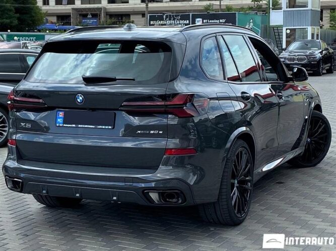 BMW X5 5.0e 43 interauto-car
