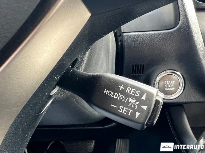 Lexus RX 300 40 interauto-car