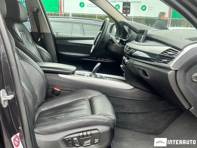 BMW X5 2.5D 53 interauto-car