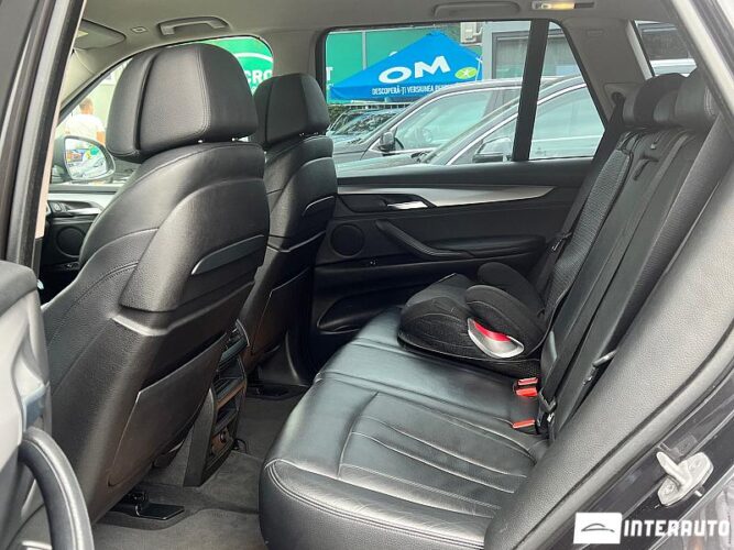 BMW X5 2.5D 50 interauto-car