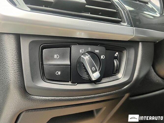 BMW X5 2.5D 49 interauto-car